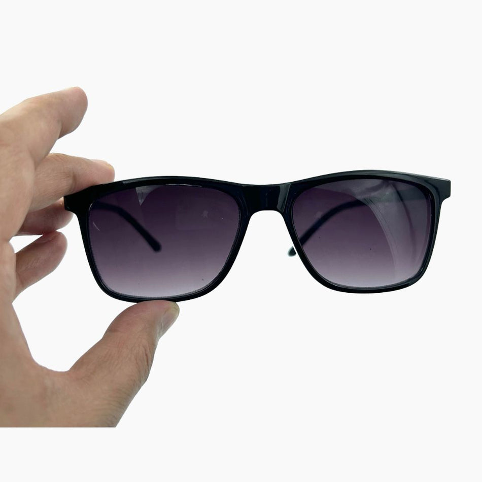 Wayfarer sunglasses By Akriti pk/12